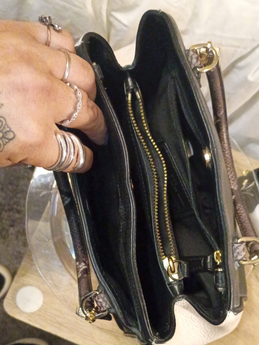 Coach Manetta Handbag - Picture 9 of 12